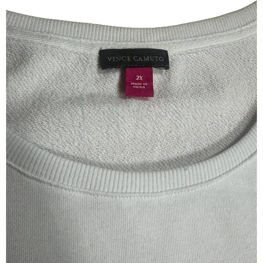 NWT Vince Camuto Plus Size Cold Shoulder White Snap Top 2X - Picture 2 of 4